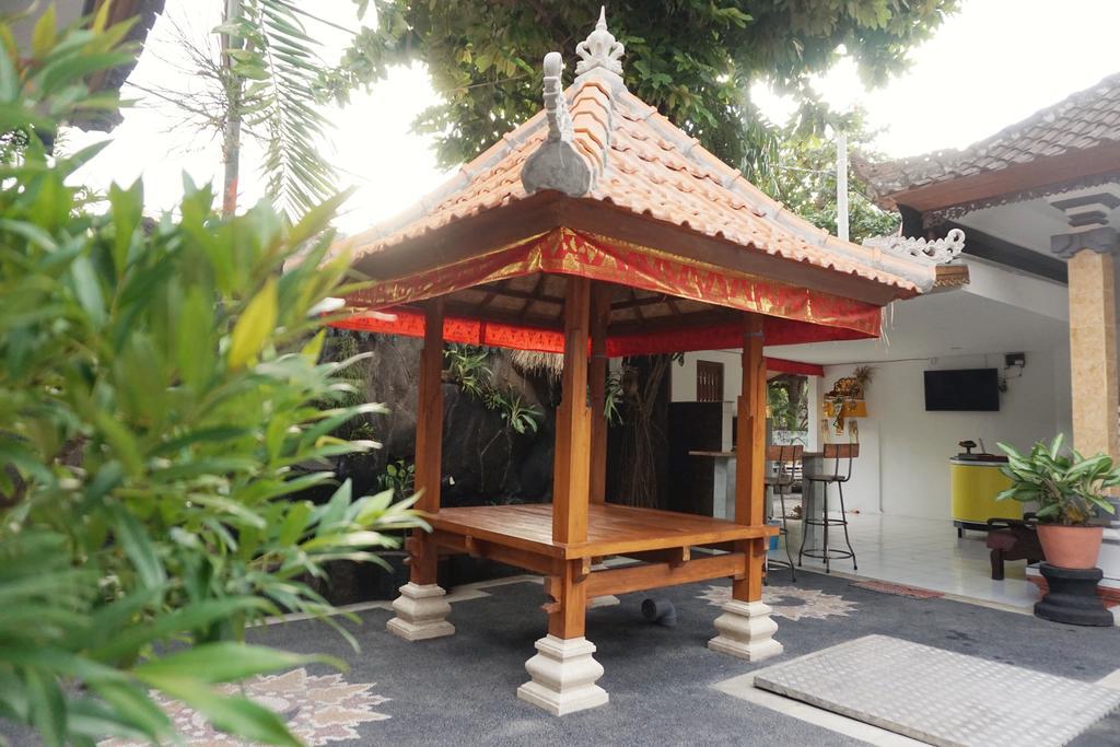 Komala Indah II Beach Inn BALI Exterior foto