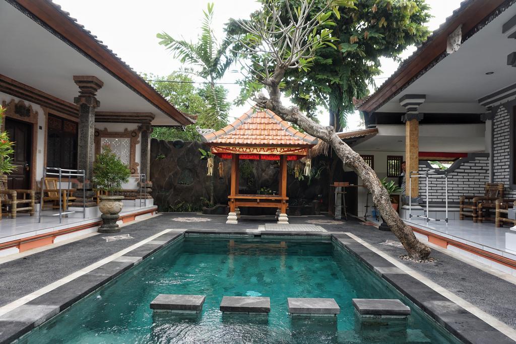 Komala Indah II Beach Inn BALI Exterior foto